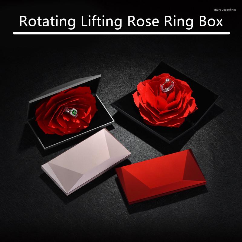 

Jewelry Pouches Rotating Lifting Rose Flower Ring Box Wedding Velvet Plastic Valentine Surprise Gift Packaging & Display Creativity