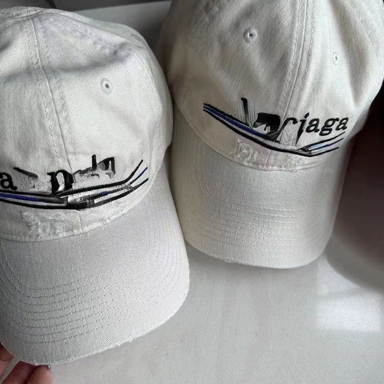 

Wholesale Embroidered Letter Baseball Cap Shade Vintage, Red