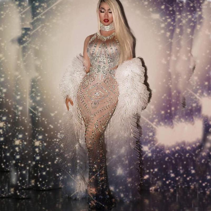 

Stage Wear Nude Shining Crystal Sparkly Rhinestones Sleeveless Sexy Women Dress Feather Coat Fashion Show Costume Club Party Cloth