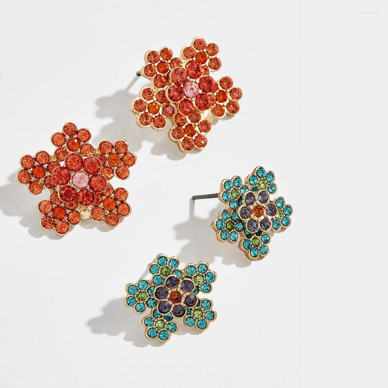 

Stud Earrings Exquisite Snowflake Crystal For Women Fashion Colorful Rhinestone Winter Cute Earring Party Gift Jewelry