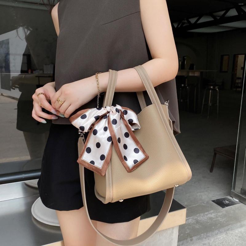 

Evening Bags Fashion Genuine Leather Women Designer Handbag Shoulder Bag Casual Tote Sac A Main Femme, Beige