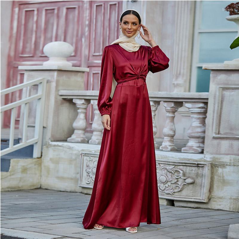 

Ethnic Clothing Europe And The United States Dubai Elegant Satin Muslim Women's Long Skirt Arabian Abaya Plus Size Ramadan