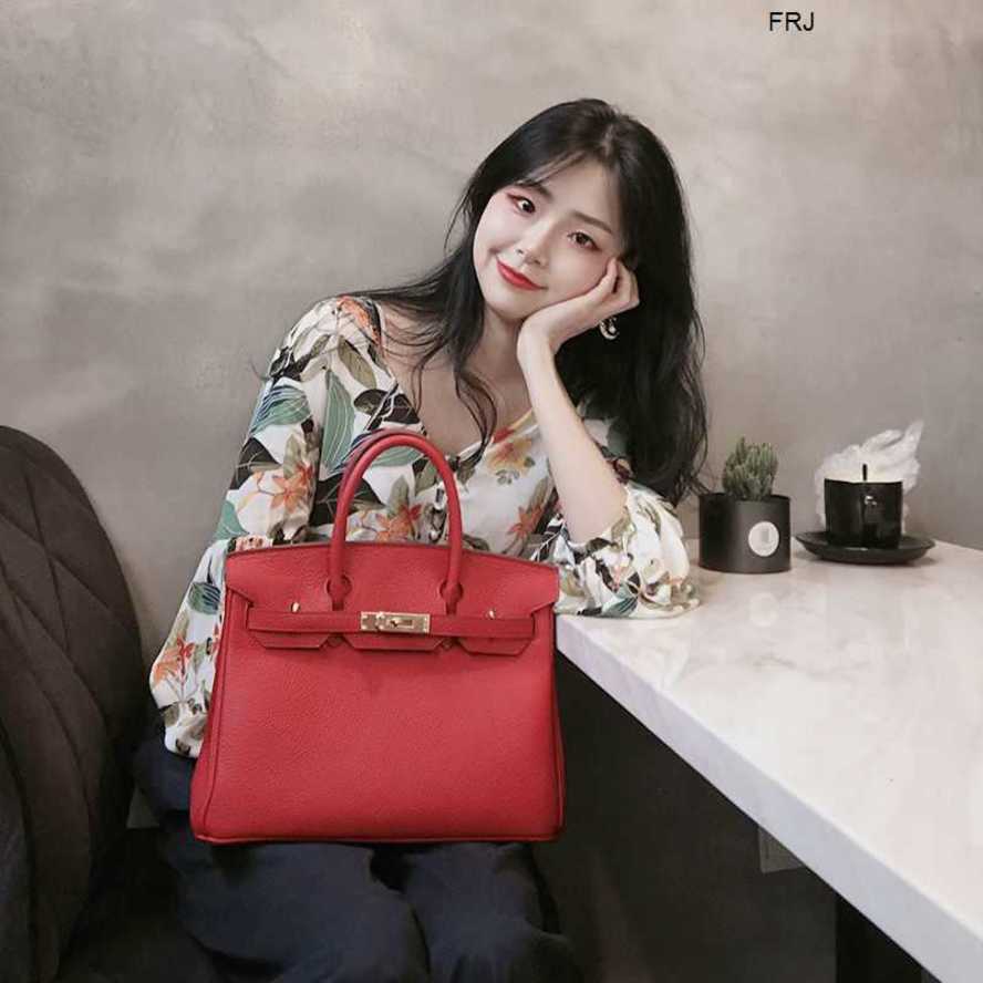 

Designer Bags Birkin Handbags Herme Tote Bag Top Layer Cowhide Leather Lychee Pattern for Female Large Capacity Red Wedding Bride Portable D