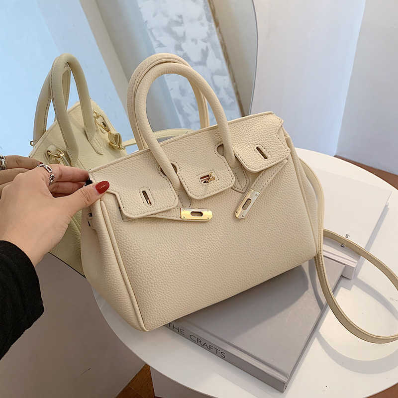 

2023 New Women's Bag Fashion Women's bag new fashion handbag women's large capacity versatile lock ingle bags shoulder Crossbody Bag Crossbody Bags for Women, White7