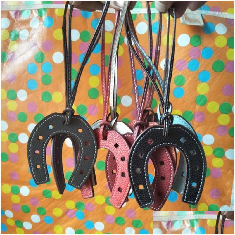 

Keychains Lanyards Horsehoe Hoof Horseshoe Pu Leather Keychain Handbag Keyring Charm Women Bag Accessories Pendant J1841 Drop Deli Dhlhf