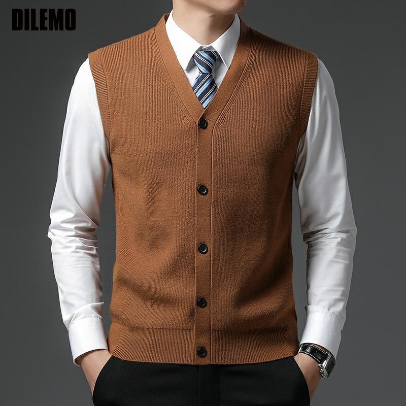 

Men's Vests Level 4 Super Anti-pilling Top Grade Pleuche Winter V Neck Woolen Fashion Brand Knit Cardigan Casual Sweater Vest Sleeveless 230217, Brown