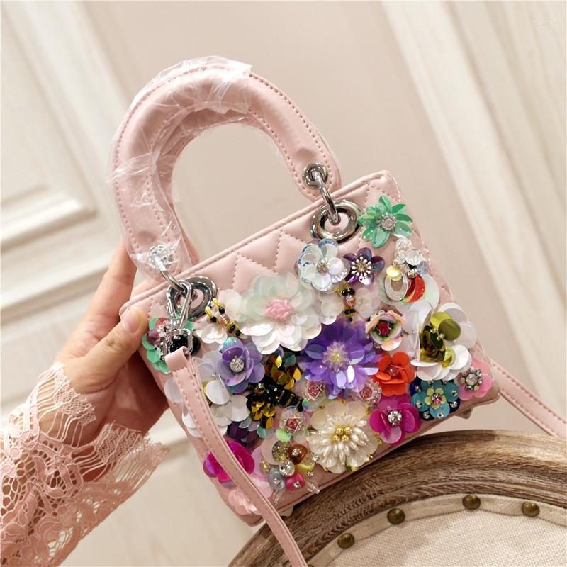 

Evening Bags 2023 Spring Handmade Diamond Pearl Hand Bill Of Lading Shoulder Slung Rhombic Bag, Pink