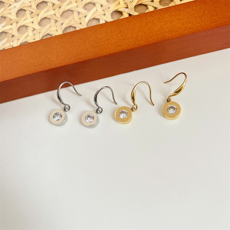 

Luxury for womens designer man birthday charm earring for teen girls valentine s day pink golden silver plated round metal small jewelries earrings E23