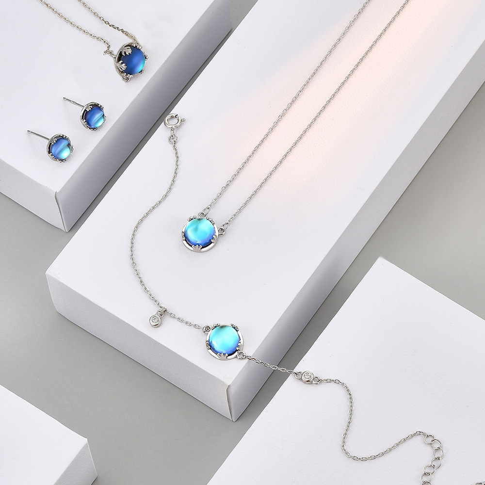 

Luminous Stone Pendant Necklaces Bracelet Earrings Set for Women