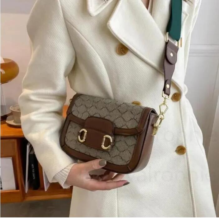 

2023 Pretty High Quality Luxurys Designers Shoulder Bags 21CM Handbag Messenger Women Totes Fashion Vintage Handbags Printed Flower Fashion Crossbody Clutch 6698, This is not for sale