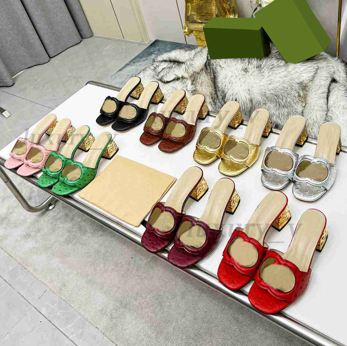 

Designer Slippers Women Chunky High Heels Hollow Out Mid Heel Sandals 2023 Sexy Summer Outdoor Beach Flip Flops Golden Hammer Heel, Color 32