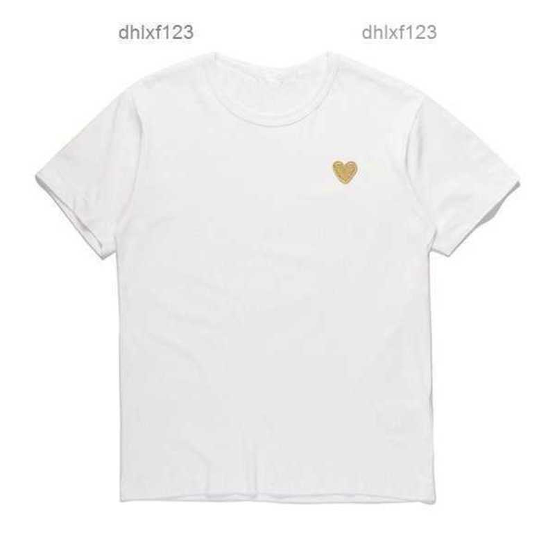 

Play Mens t Shirt Designer Red Commes Heart Casual Women Garcons s Badge Des Quanlity Ts Cotton Cdg Embroidery Short Sleeve6p6s