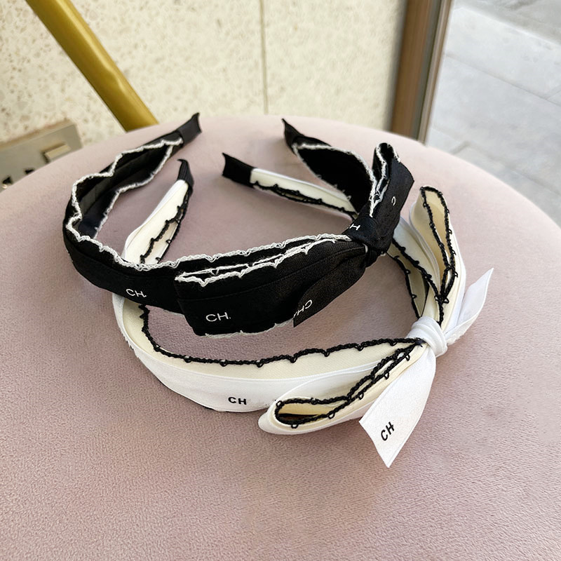 

INS Fashion CH-Letter Printing Luxury Headbands Black White Bowknot Design Makeup Headband For Women Sports Street Party Hair Accessories