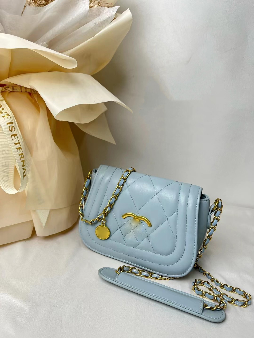 

CHANEI Designer Bags Flip Shoulder Bag Crossbody Bags Handbags Wallets with Shoulder Pad Sky Blue