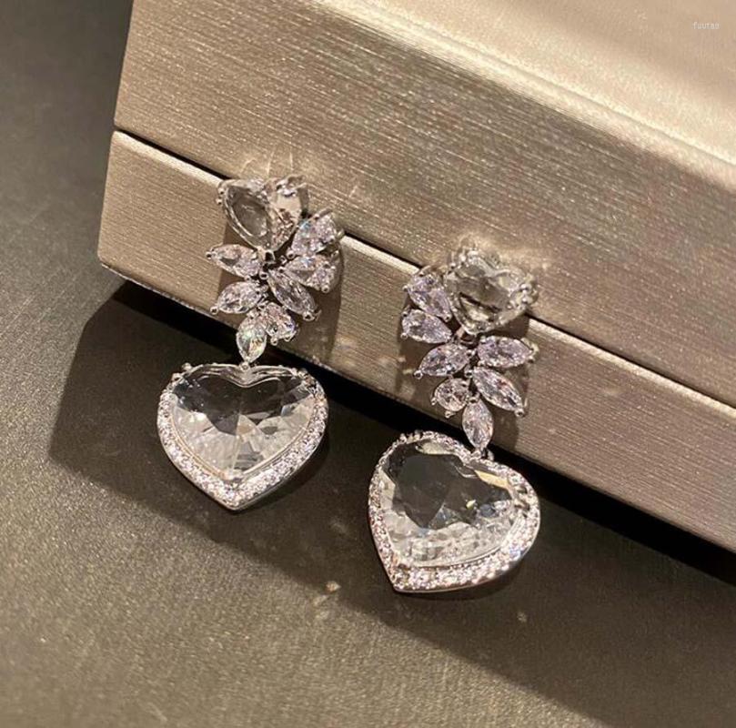 

Dangle Earrings Designer Long Heart-shaped White Zircon Elegant Women Luxury Sweet Girls Transparent Tender Ladies Eardrop