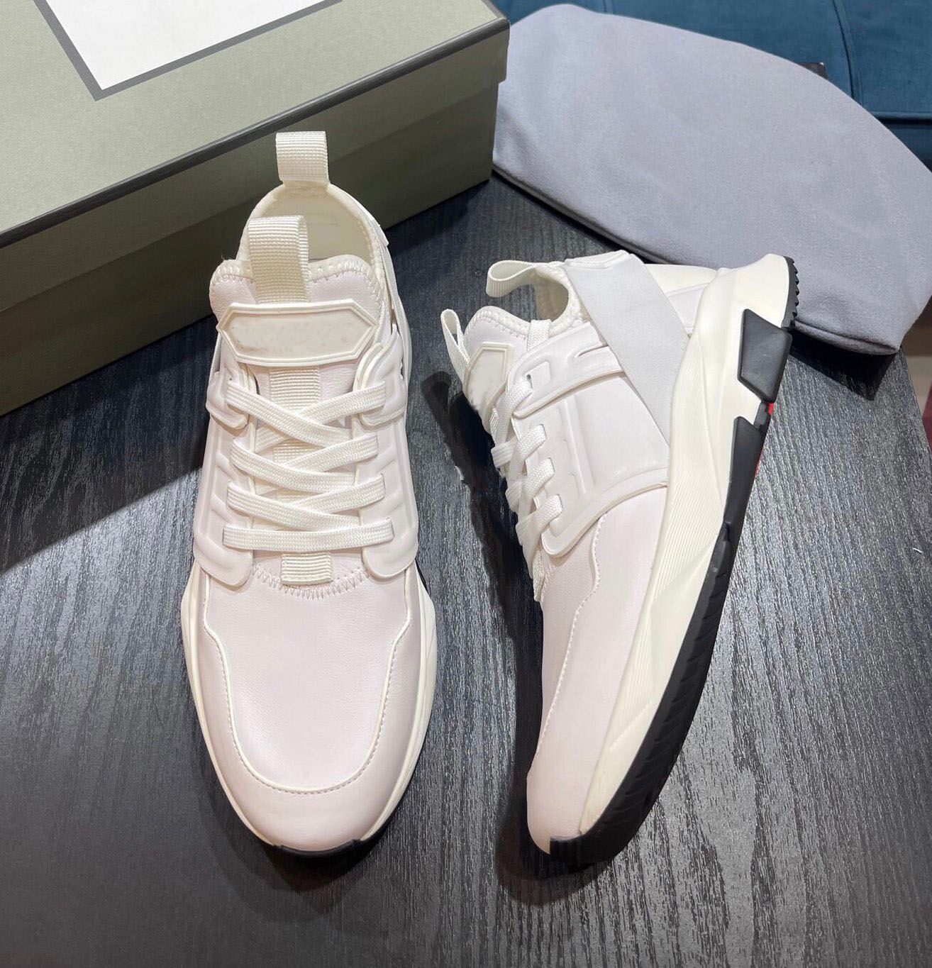 

Fashion Popular Jago Neoprene Sneakers Shoes Mens Men White Low Top White Black Brushed Leather Casual Skateboard Walking Shoe EU38-46 BOX