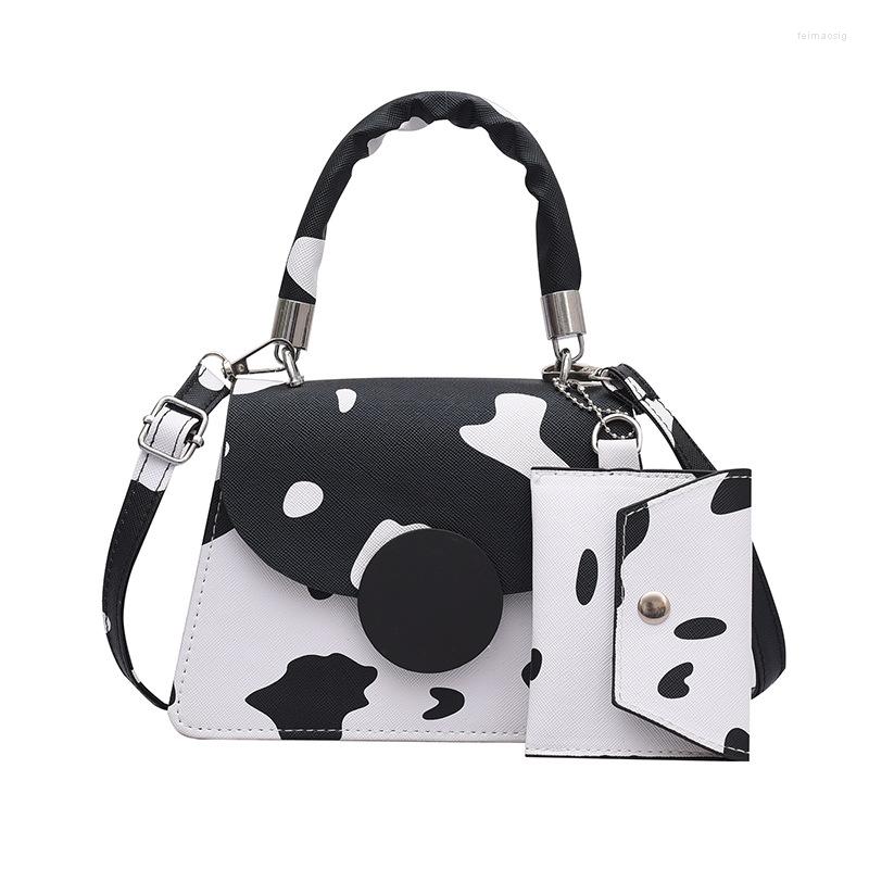

Evening Bags 2023 Fashion Cow Pattern Shoulder Bag Portable Retro Armpit Women's Messenger Casual Crossbody Lipstick