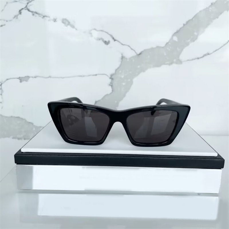 

Luxury sunglasses fashion 276 Mica women occhiali da sole pink cool girls eyeglasses travel shades uv protection hiphop leopard print trendy mens sun glasses