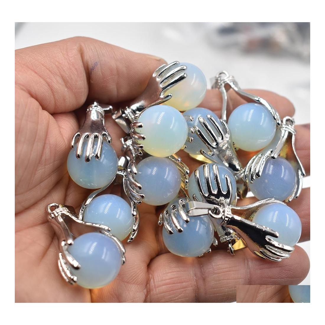 

Charms Natural Pink Quartz Crystal Opal Pendant Hand Hold Round Ball Bead Necklaces Pendants Yoga Reiki Chakra Healing Women Men Jew Dhw6K