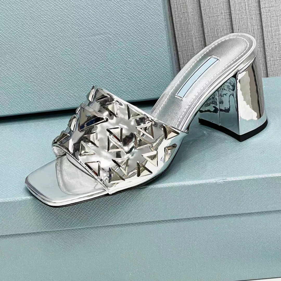 

Slippers slip on real leather shoes 65MM low heel open toe golden triangle rivet sandals designer factory womens silver summer beach shoe, Gold