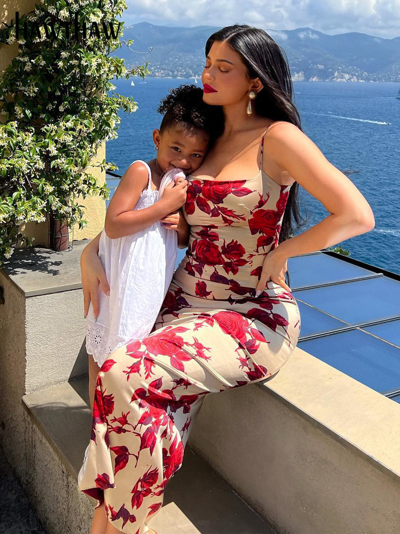 

Casual Dresses Hawthaw Women Floral Printed Bodycon Party Beach Vacation Midi Dress Streetwear Summer Clothes Wholesale Items For Business 230217, Red