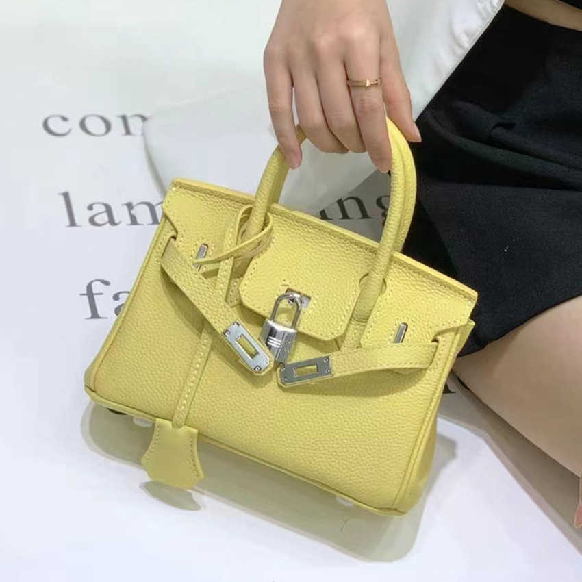 

high quality women handbag layer cowhide female Crossbody Bag Togo leather small soft buckle bag ladies embossed shoulder bags, Black2