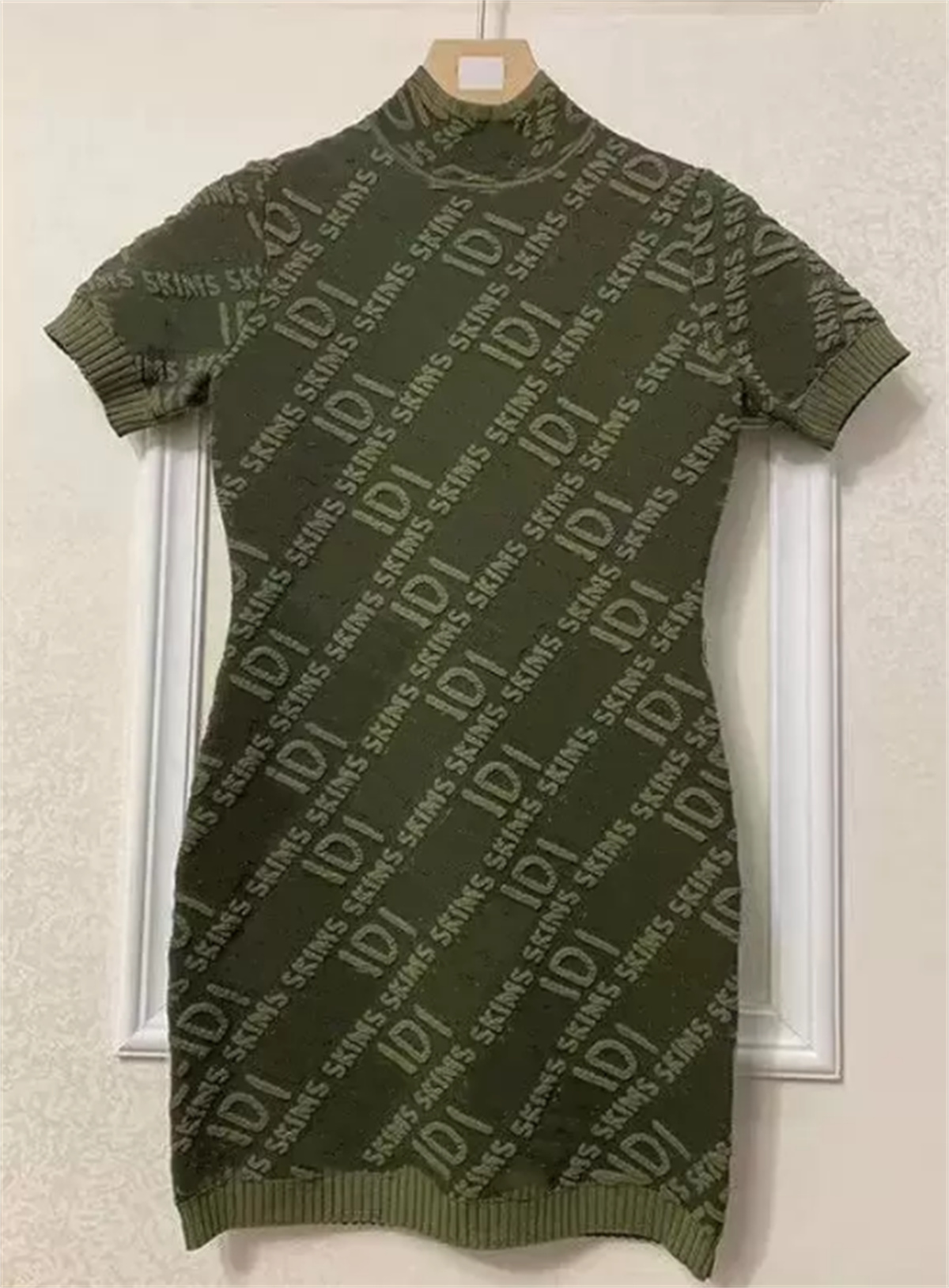 

Womens Casual Dresses Girls dresses 3D Letter dress Fashion Knits Short sleeve stand collar Ladies Jumper Clothing Off Shoulder Dresses size S-L, Style 2