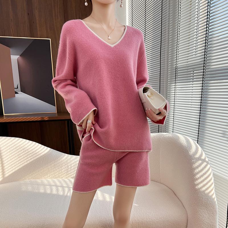 

Women's Tracksuits Spring And Autumn Pure Wool Two-Piece Women's V-Neck Blouse Shorts Pullover Loose Color Sweater Knit Bottoming Shirt, Black
