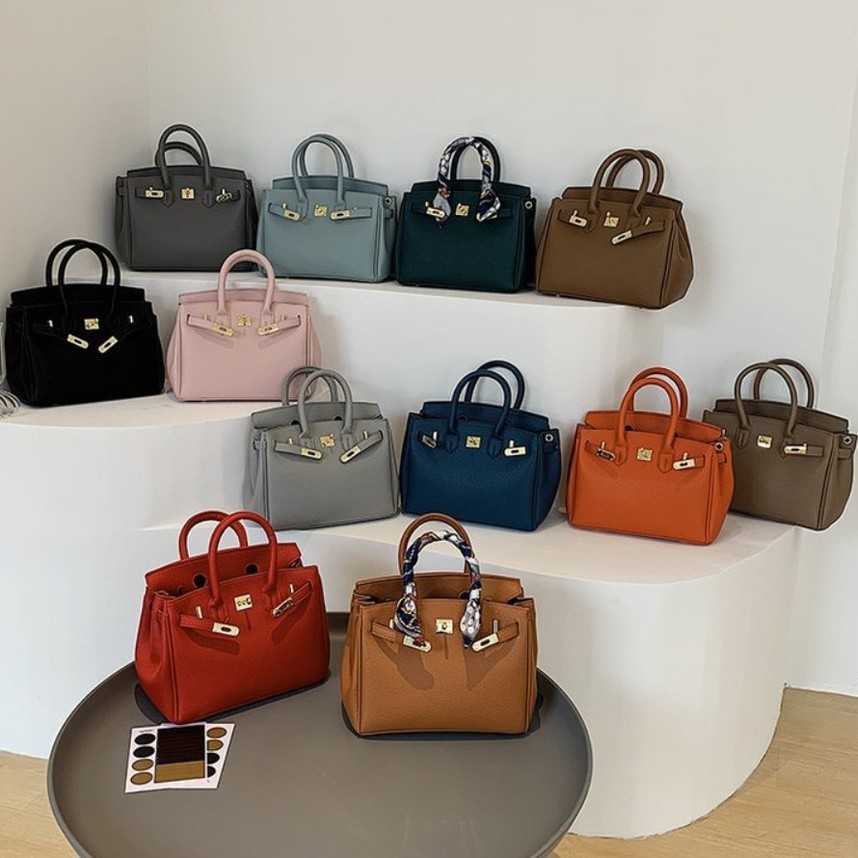 

Fashion Design Women Shoulder Bags Small design texture women's hand autumn messenger bag Ladies Bag 56%off Discount Female Handbags Purse, Black7