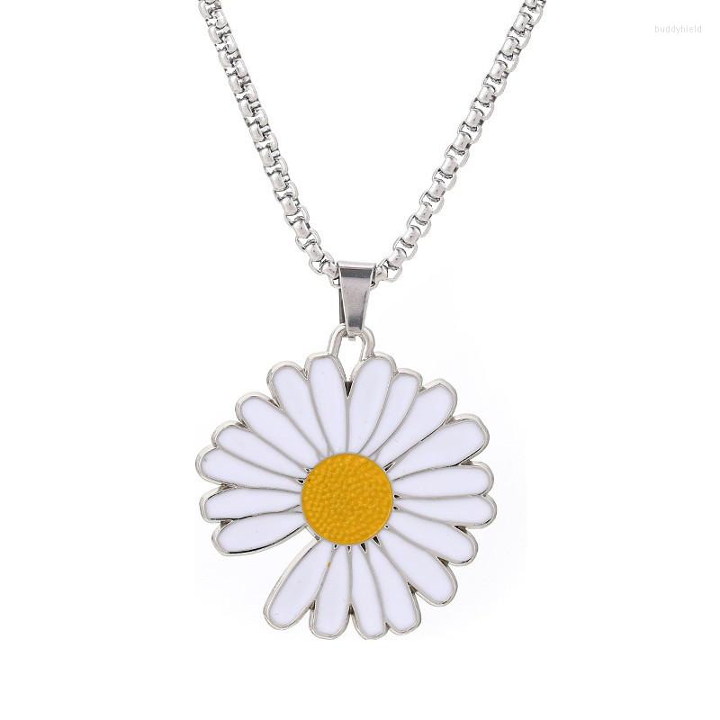 

Pendant Necklaces Simple Daisy Pendants Women Man Charm Collar Jewelry Fashion Korean Design Romantic Choker Bijoux Fine Gifts