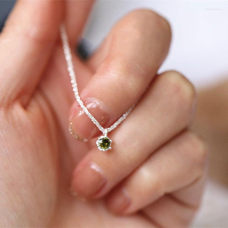 

Choker Fashion Green Zircon Pendant Necklaces For Women Simple Silver Color Sparkling Clavicle Chain Necklace Party Jewelry