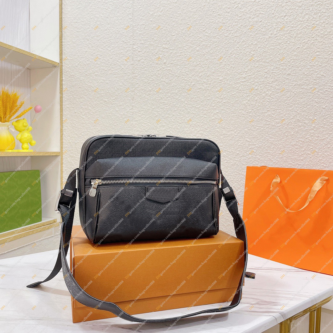 

Top Mens Shoulder Bags Messenger Bag Man Handbags Classic Designer Crossbody Leather Briefcase Unisex Purses With Box, Black