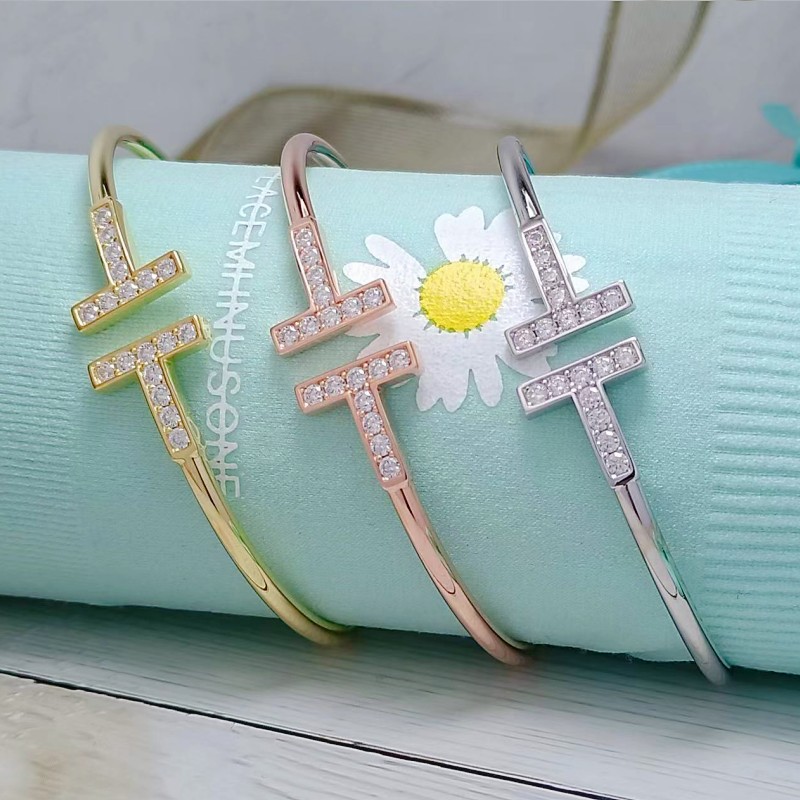 High-end luxury shell diamond bracelet gold cuff bracelet fashion 18K men and women gifts 316l stainless steel factory wholesale-image-843388680