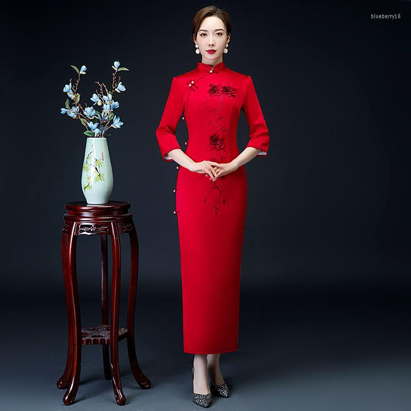 

Ethnic Clothing 2023 Spring Embroidery Applique Ladies Long Qipao Slim Cheongsam Elegant Chinese Style Evening Dress Plus Size 3XL 4XL