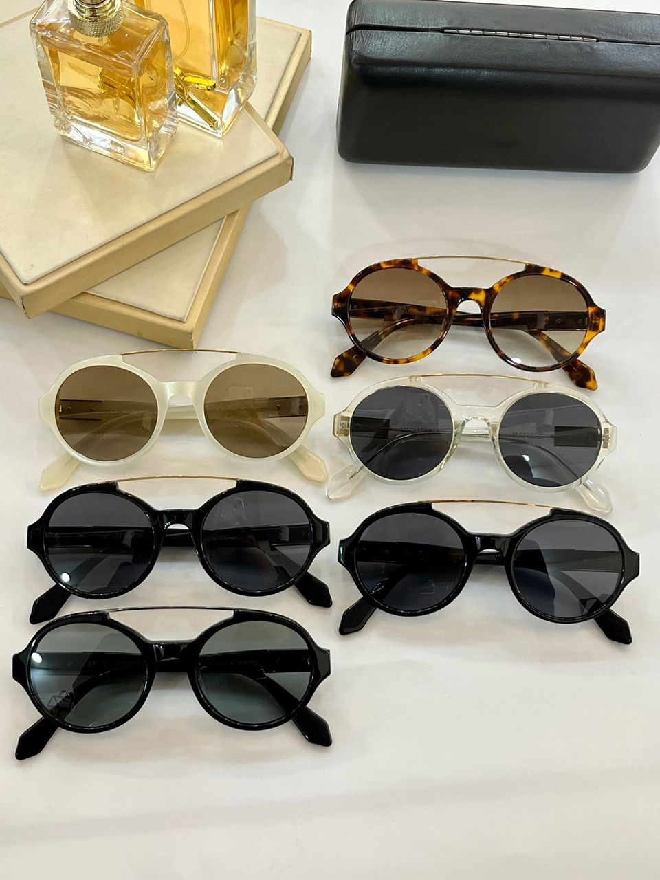 

Men Sunglasses For Women Latest Selling Fashion Sun Glasses Mens Sunglass Gafas De Sol Glass UV400 Lens With Random Matching Box 4036