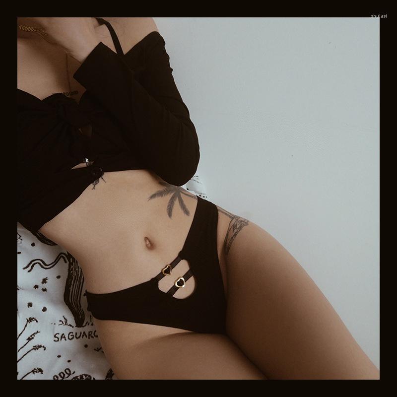 

Women's Panties SP&CITY Love Heart Metal Decoration Cotton Sports Seamless Women's Underpants Middle Waist Traceless Thongs Briefs, Black