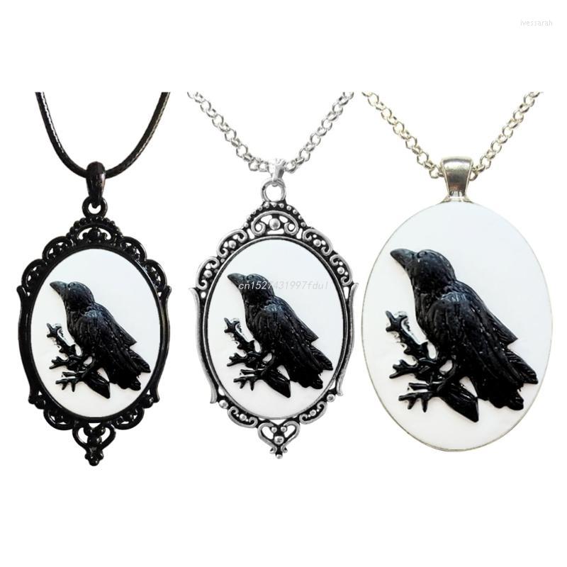 

Pendant Necklaces Goth Animal Raven Necklace Personality Crow Pattern Glass Cabochon Choker Punk Clavicle Chain Jewelry