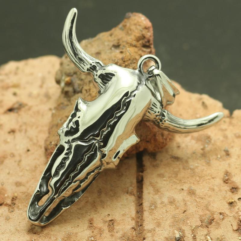 

Pendant Necklaces Stainless Steel Cool Cattle Skull ChainPendant