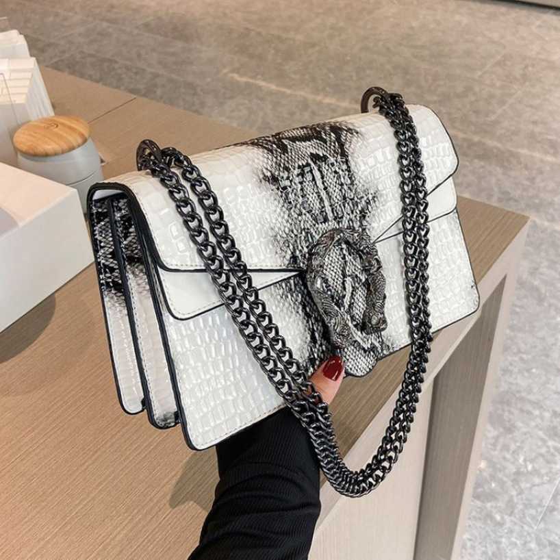 

Ladies Bags 47%off New Fashion Crocodile women's hand large capacity small square chain messenger bag Design Handbags for Women, White7