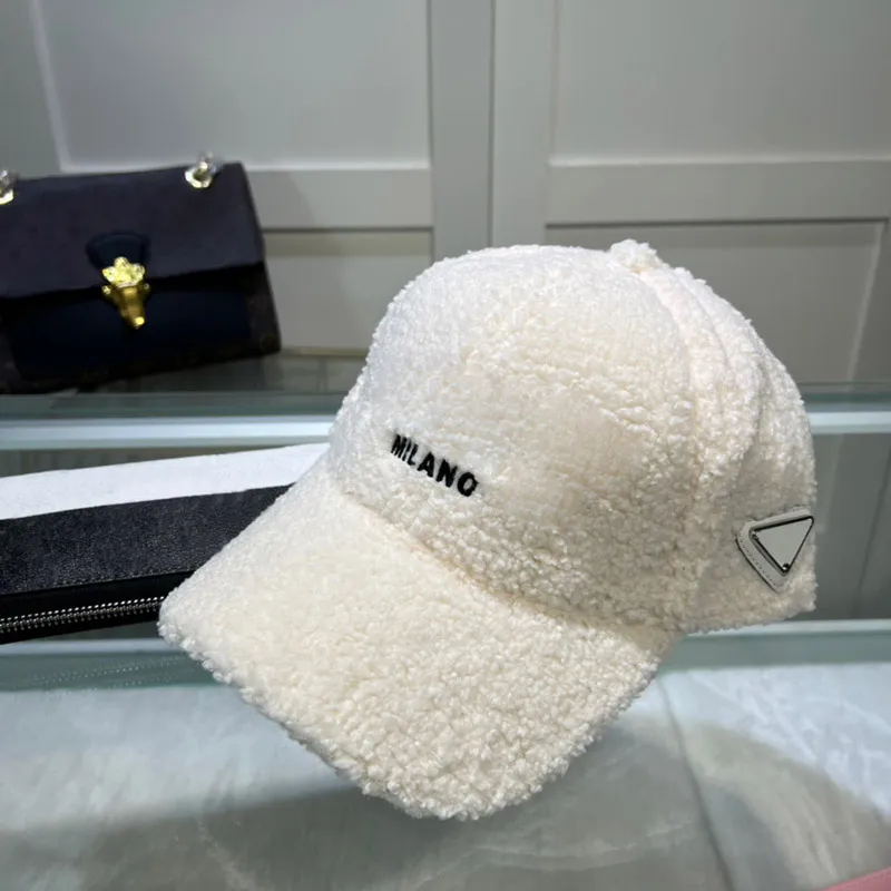 

2023 Winter Ball Caps for Mens Women Designer Cashmere Baseball Cap With Letters Fashion Street Hat Beanies Warm Furry Hats Multi Colors Super Quality, Red-1