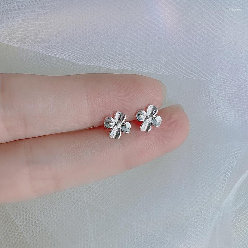

Stud Earrings Flower Female Small Fresh And Simple Leaf Fashion Accessories Wholesale