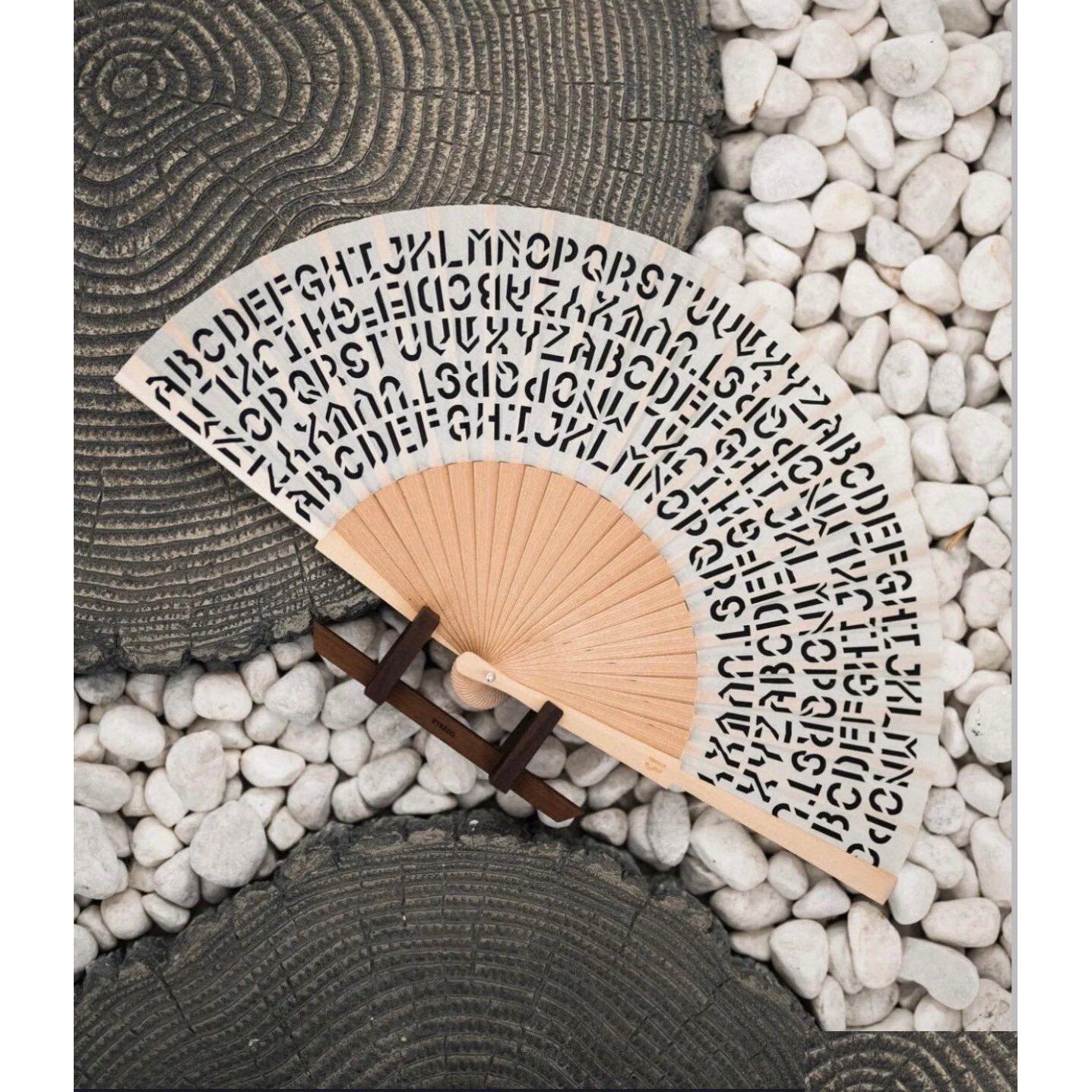 

Car Dvr Solid Perfume Byredo Folding Fan Fragrance Limited Aroma Incense Diffuser Long Lasting Smell Parfum Gift Box Ornaments Home Ac Dhinc
