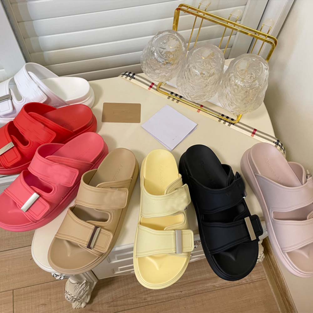 

Slotted slippers, senior brand designer, women's outerwear, 2023 spring new seven-color casual shopping, comfortable silver buckle flat slippers, Grey