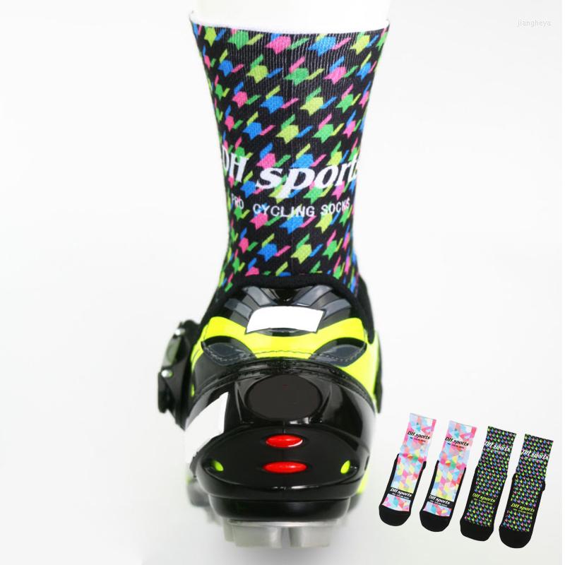 

Sports Socks DH Brand Pro Cycling Men Women Outdoor Breathable Cutton Running Basketball Athletic Riding Bike, Black