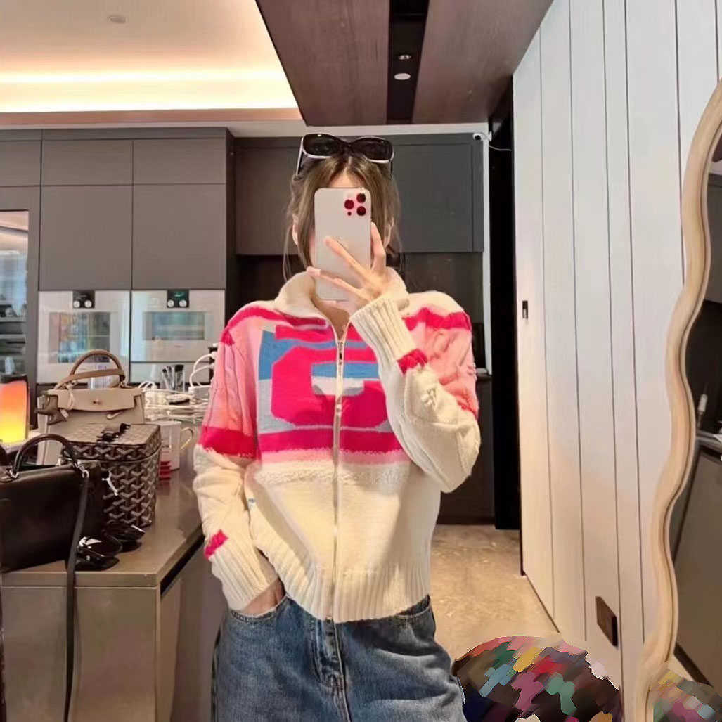 

23ss Designer brand logo long-sleeve Cardigan Women coat patchwork knit Printing High-neck Zipper womens Autumn Winter clothess, White y version y mark