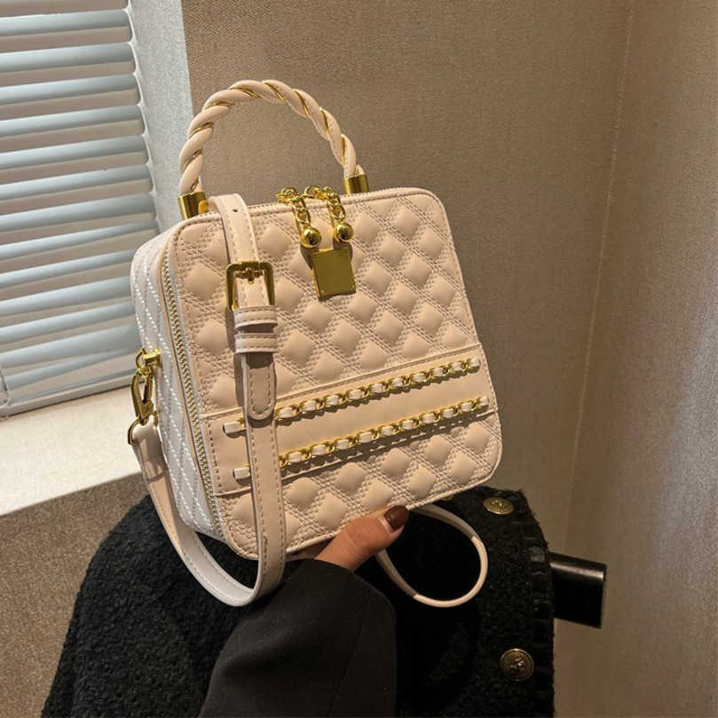 

Spring 2023 Versatile Premium Light Luxury Women's Bag Business Commuter High Quality One Shoulder Crossbody Small Square Purses sale, Black15