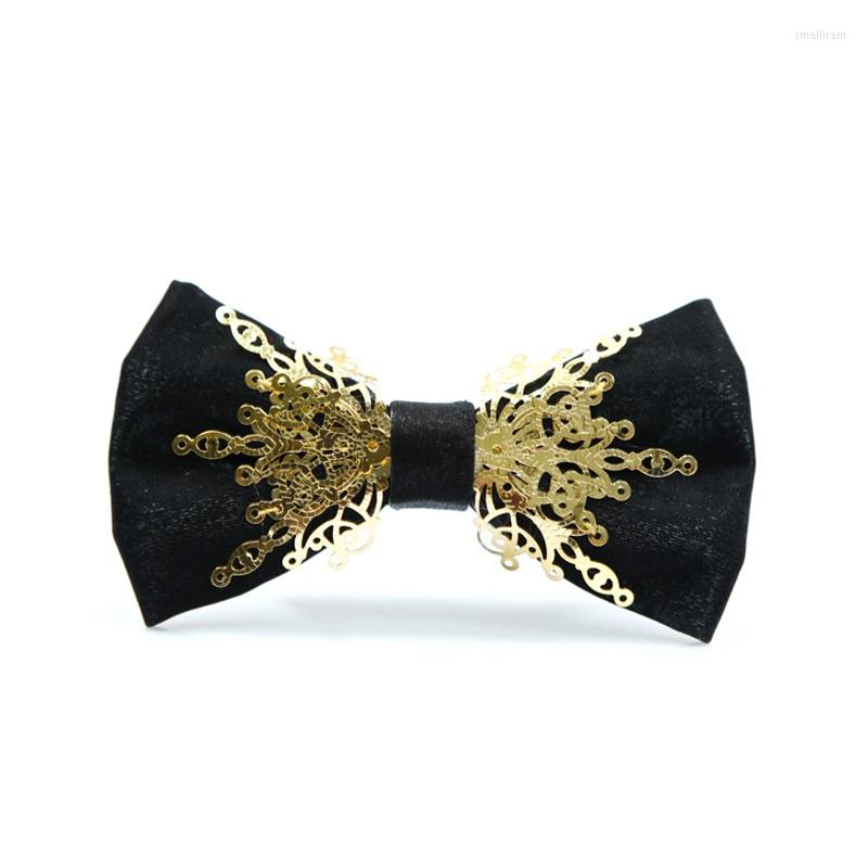 

Bow Ties 2023 Fashion Men's Bowties Designers Brand Gold Metal Inlaid Vintage Gothic British Sequins For Men Wedding Gift