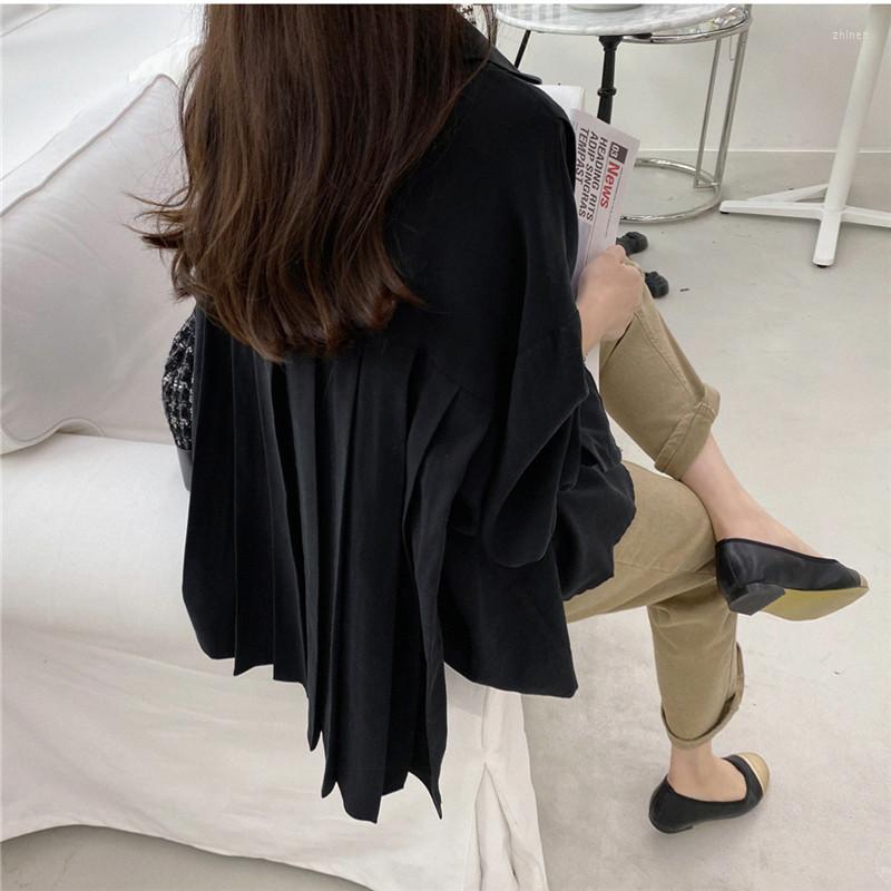 

Women' Blouses Women Pleated White Blouse 2023 Spring Fashion Turn Down Collar Batwing Sleeve Buttons Chiffon Shirt, Black