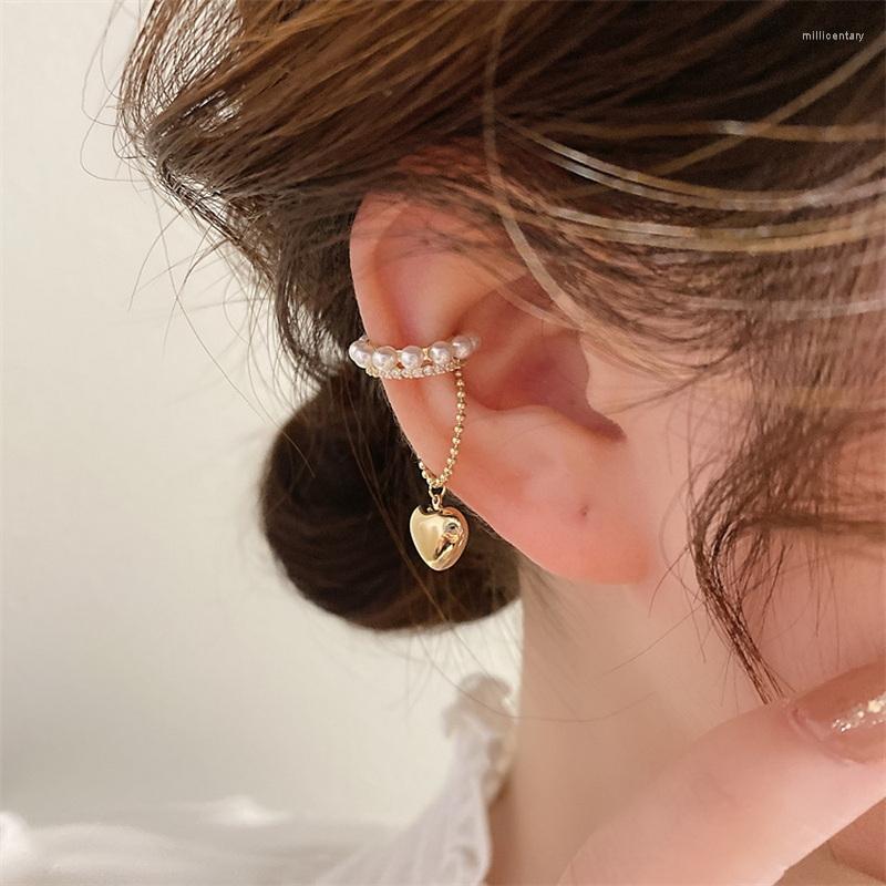 

Backs Earrings 2023 Gold Color Heart Pendant Pearl Clip For Women Fake Piercing Earbone Ear Cuffs Korean Fashion Jewelry