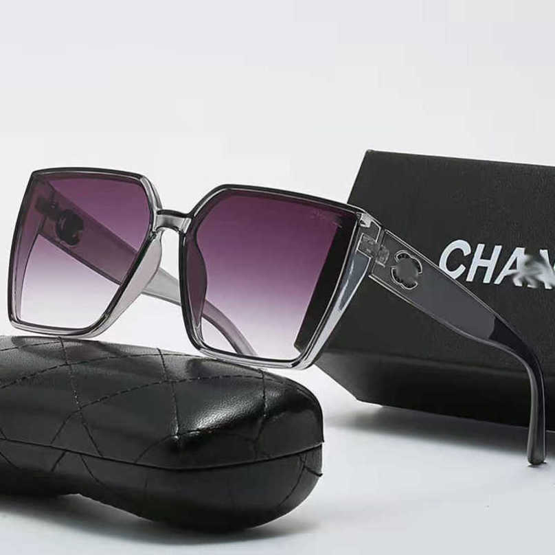 

Fashion Designers Luxury Frames Sunglasses Brand Women Men Sunglass Classic Sun Glasses Counter Packag Box Beach Radiation-proof Travel Sunglasse Htcl